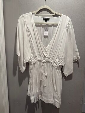 NWT A Pea in the Pod maternity blouse